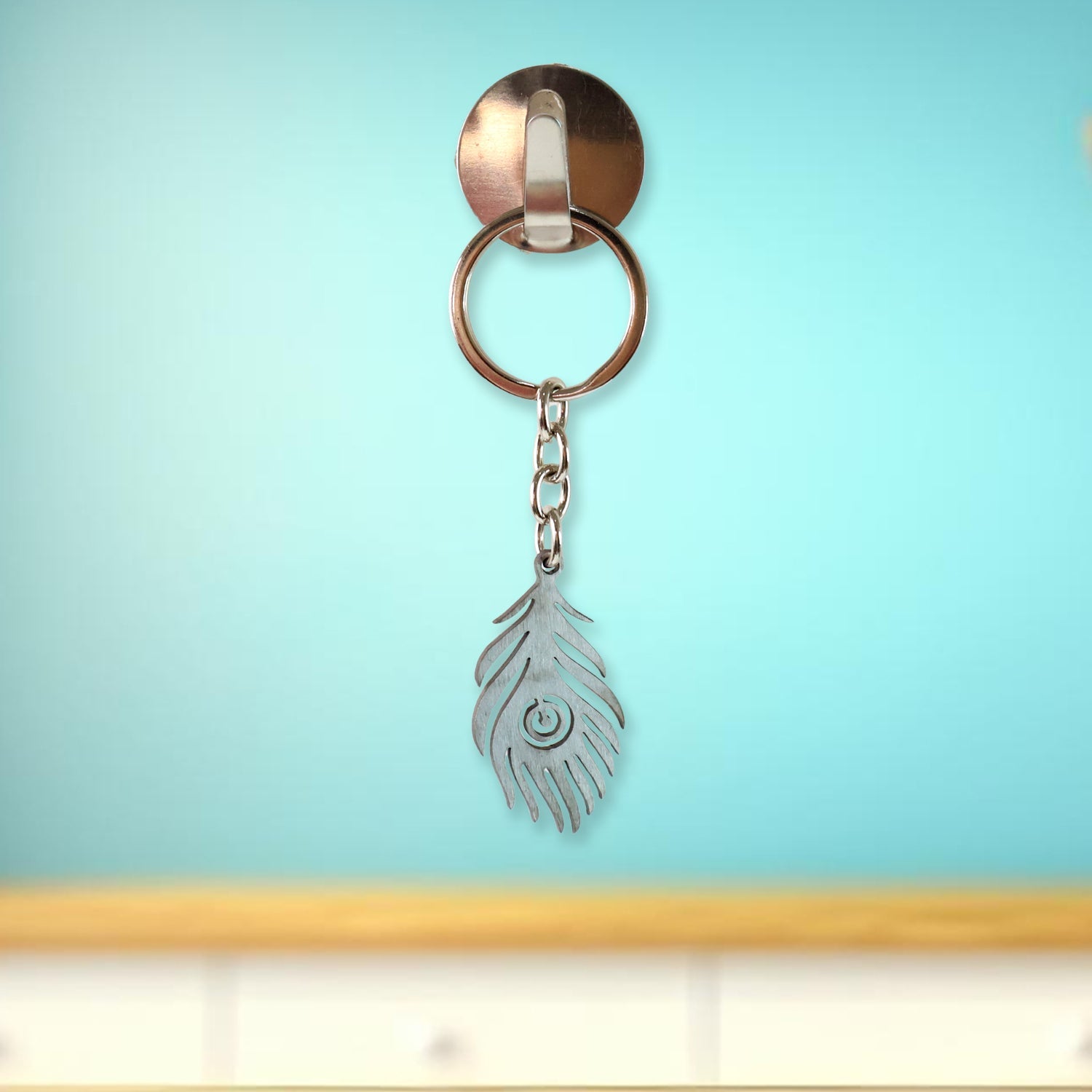 Elegant Cutout Peacock Feather Keychain